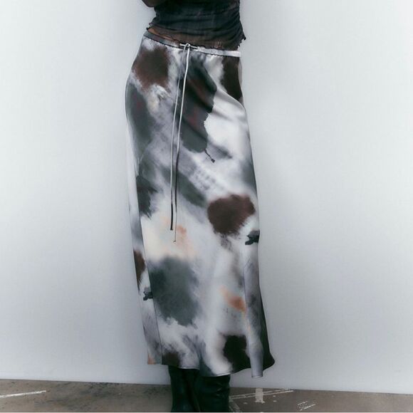 Zara Satin Effect Printed Skirt New - Picture 9 of 10